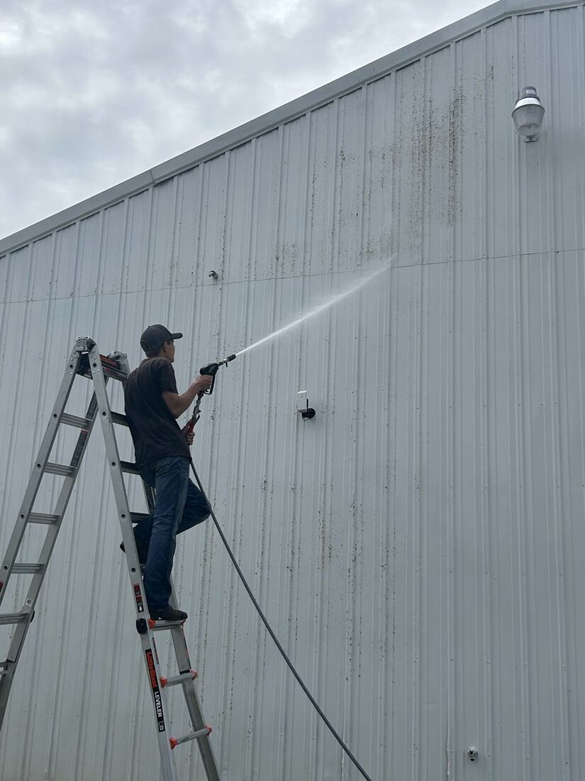 Commercial metal building wash