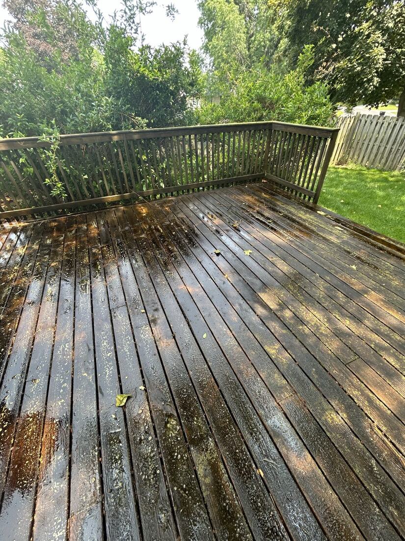 Weathered deck before restoration